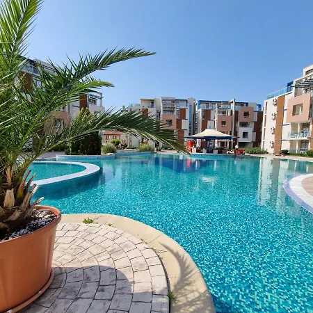 Appartement With Balcony 300m From
