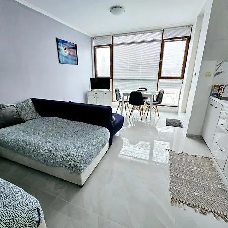 Daire With Balcony 300m From
